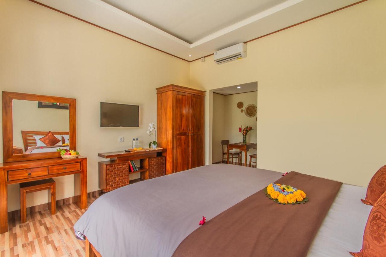 Mailaku House Hotel Kerobokan  Ngoại thất bức ảnh