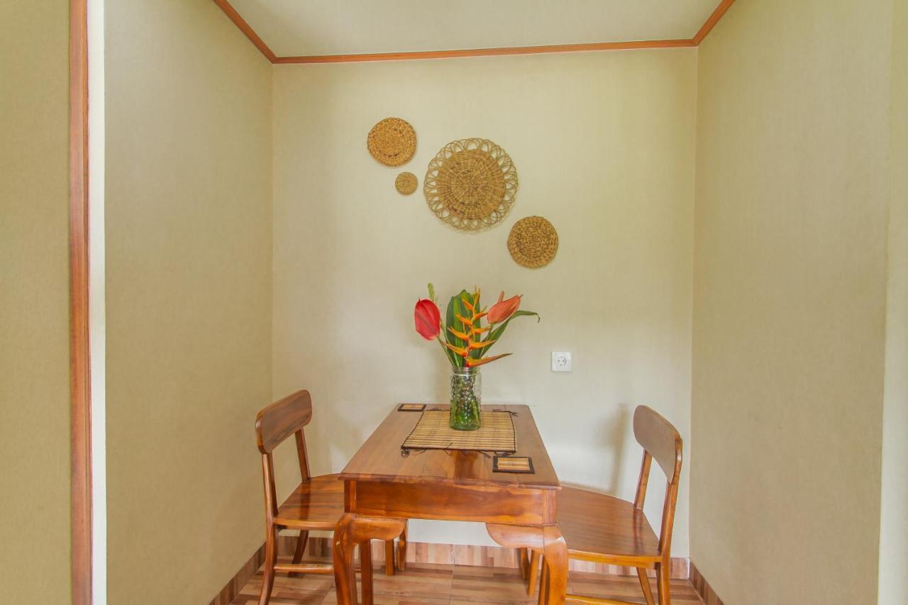 Mailaku House Hotel Kerobokan  Ngoại thất bức ảnh