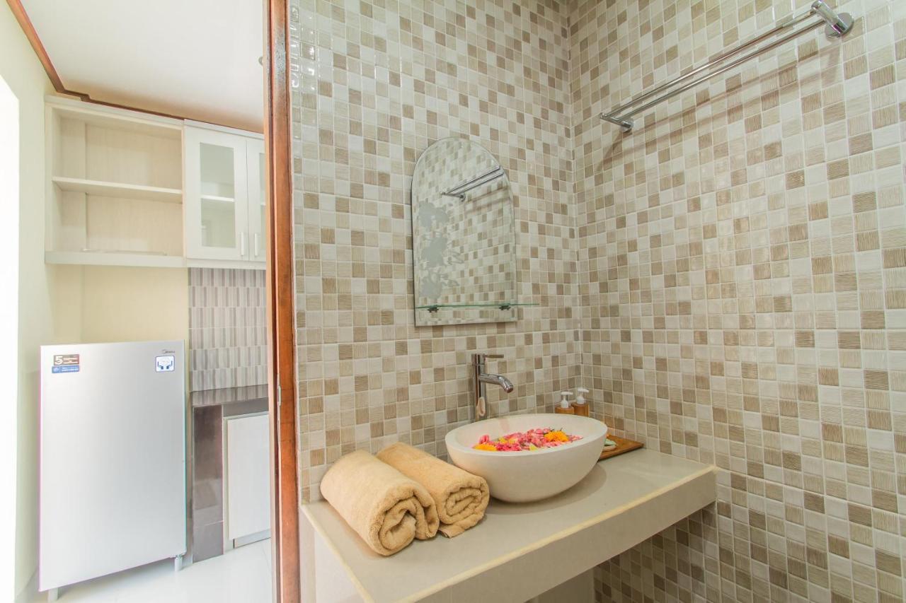 Mailaku House Hotel Kerobokan  Ngoại thất bức ảnh